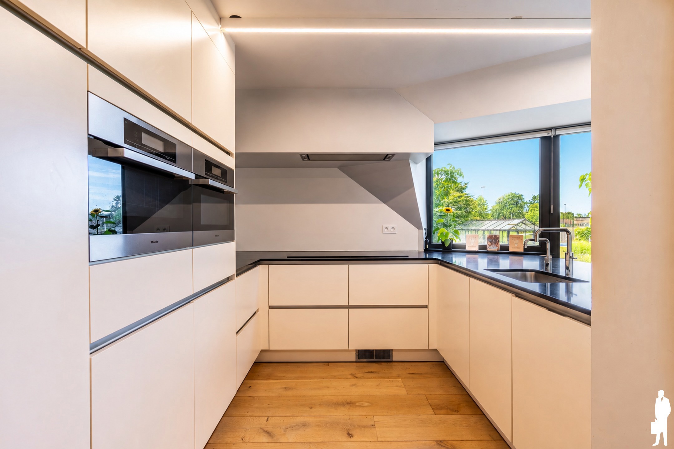 Architectenvilla - industrieel ontwerp, 5 à 6 slpk., 2.228m² - foto 4