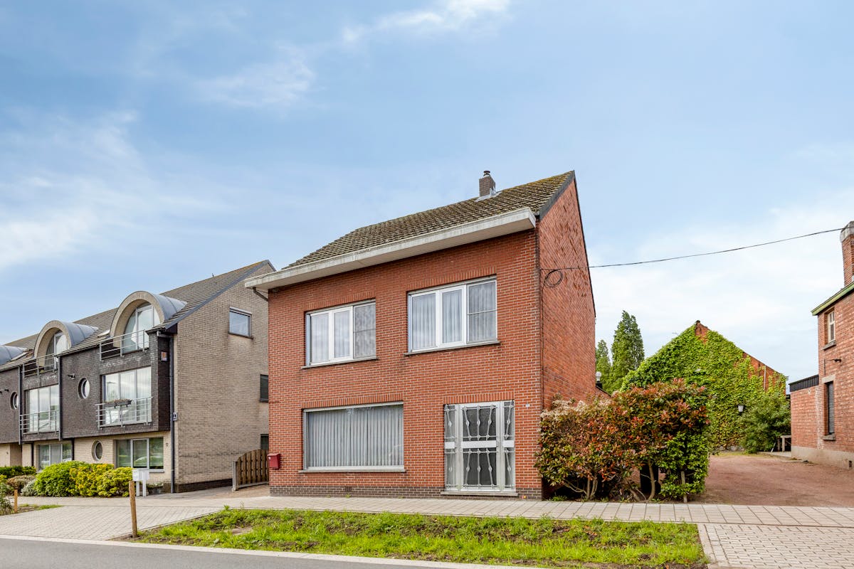 Huis met 4 slaapkamers en grote tuin te koop in Wuustwezel! - foto 4