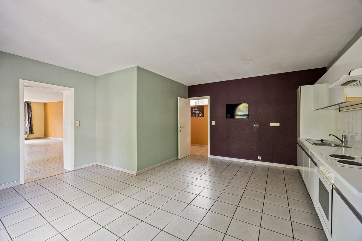 Ruim appartement in kleine residentie - foto 4