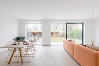 Residentie Arbor is een stijlvol nieuwbouwproject met 11 appartementen, gelegen in het pittoreske Sint-Pauwels. In de Zandstraat biedt deze...