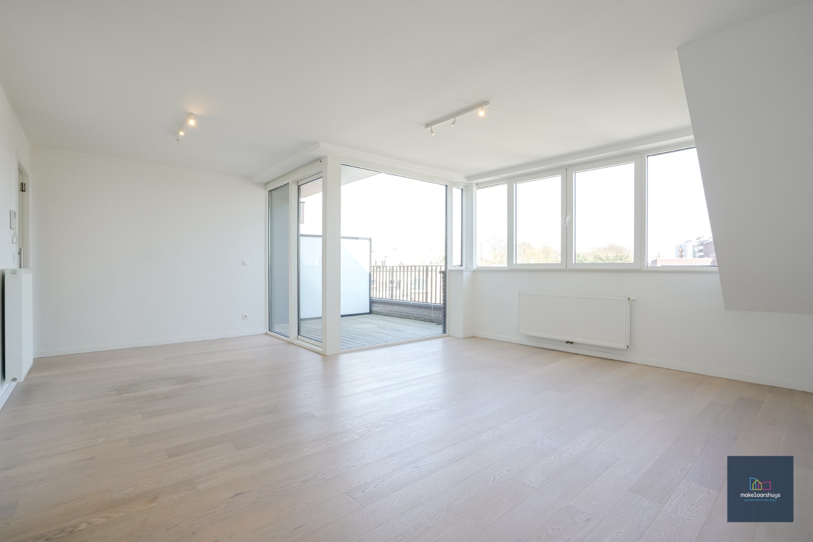 Schitterend 1-slpk.appartement met staanplaats. - foto 4