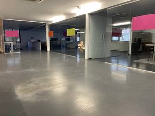 For rent – 356 m² of office space located at Schaarbeeklei 647 in Vilvoorde.This flexible and bright layout is perfectly suited for SMEs,...