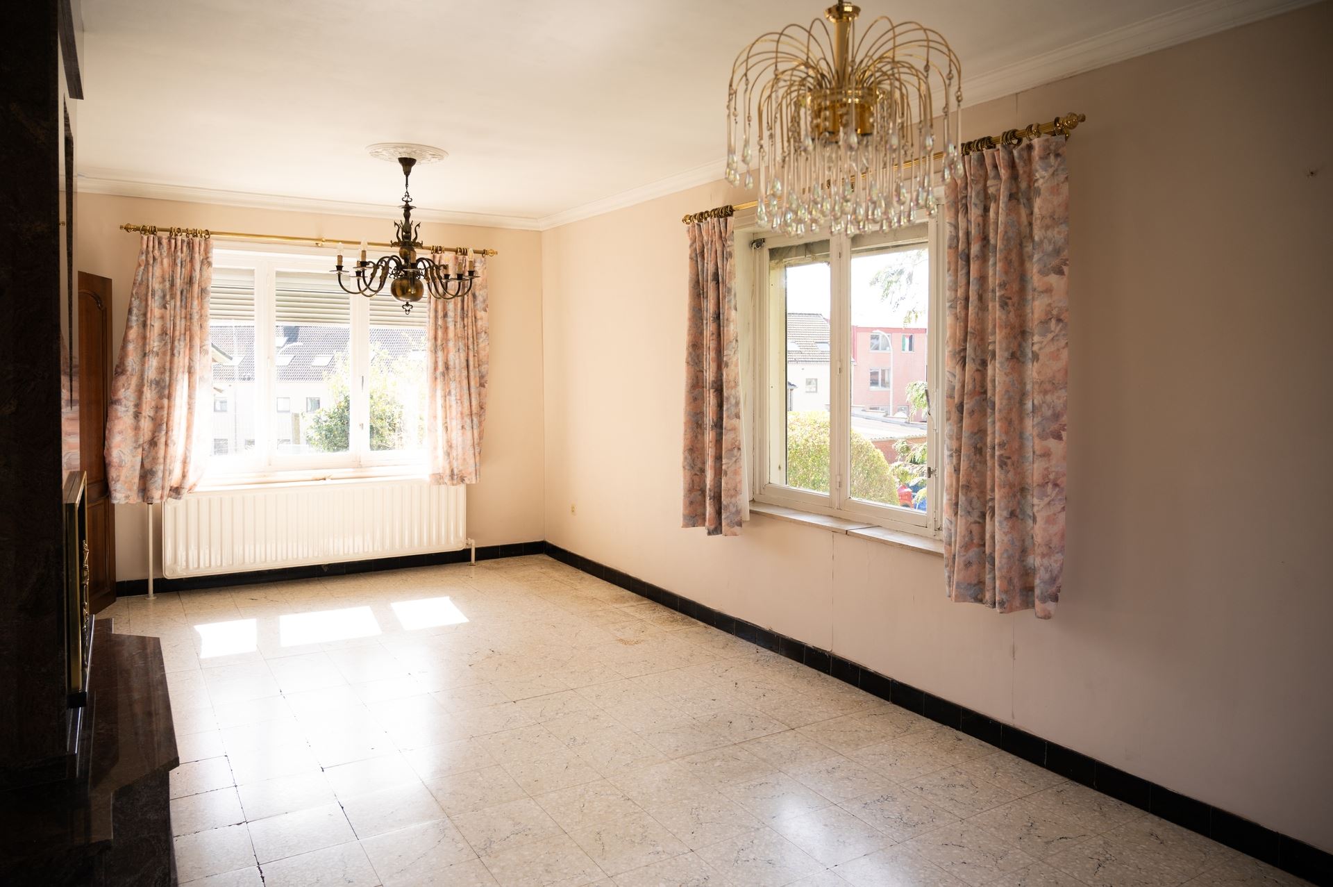 Alleenstaande woning met garage en tuin - foto 2