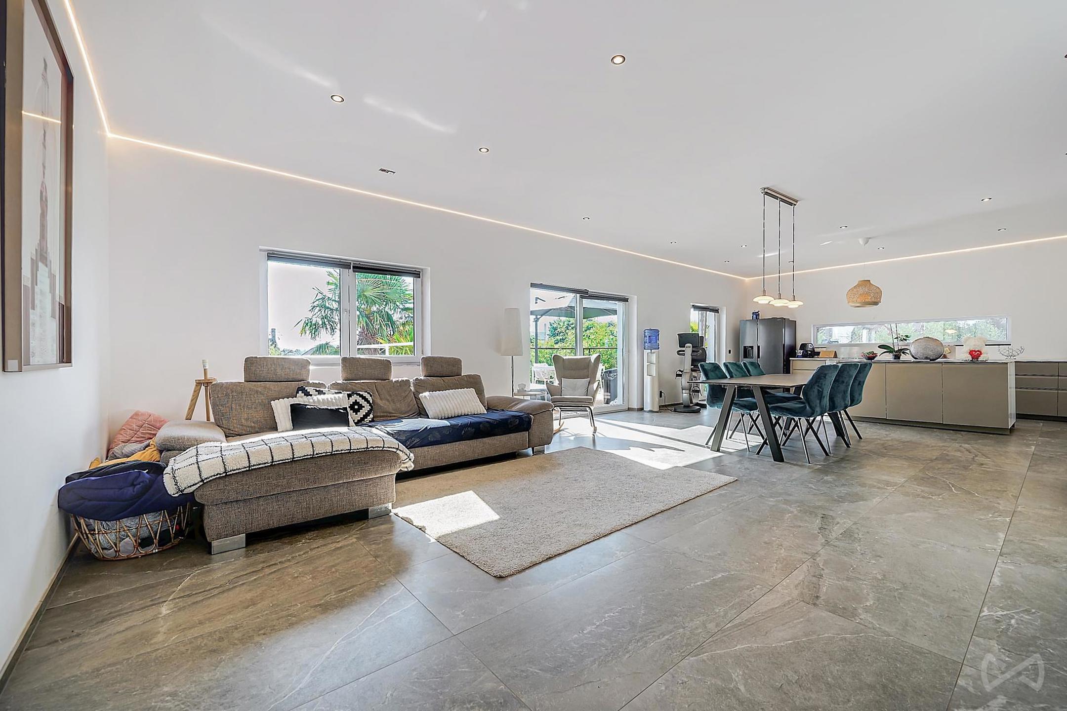 We Invest Hesbaye biedt u ... 0499/192645 - foto 1