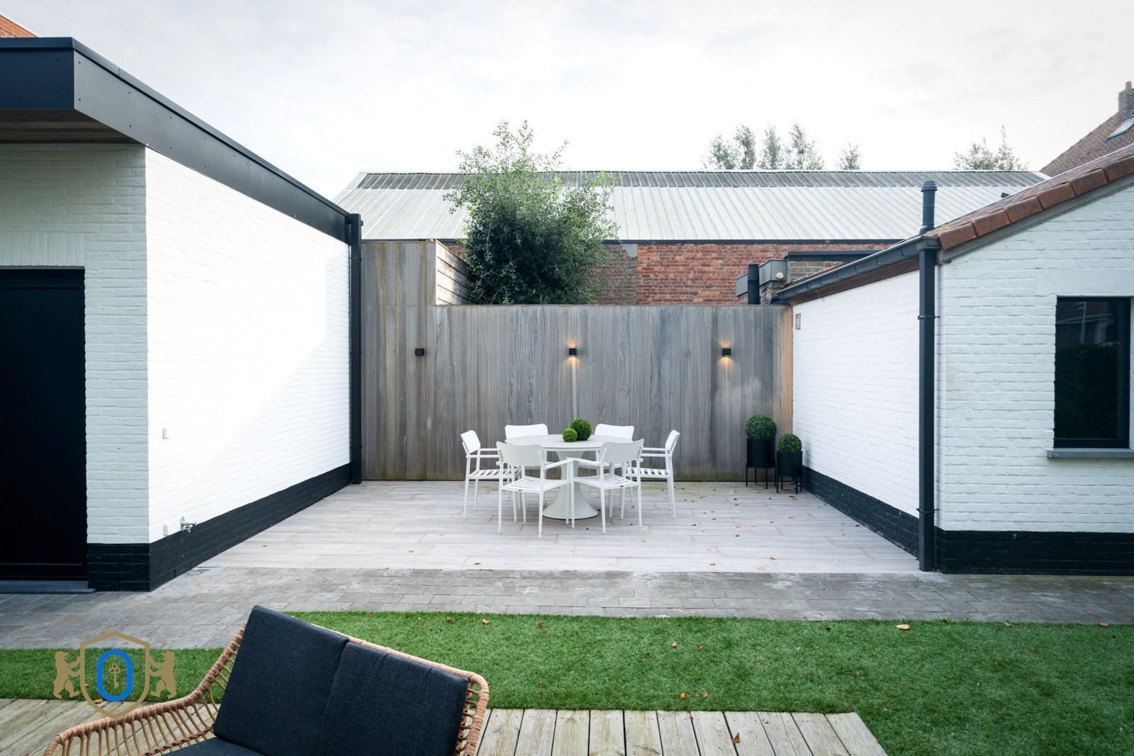 Halfopen 3-slpkr woning met tuin &amp; carport - foto 4