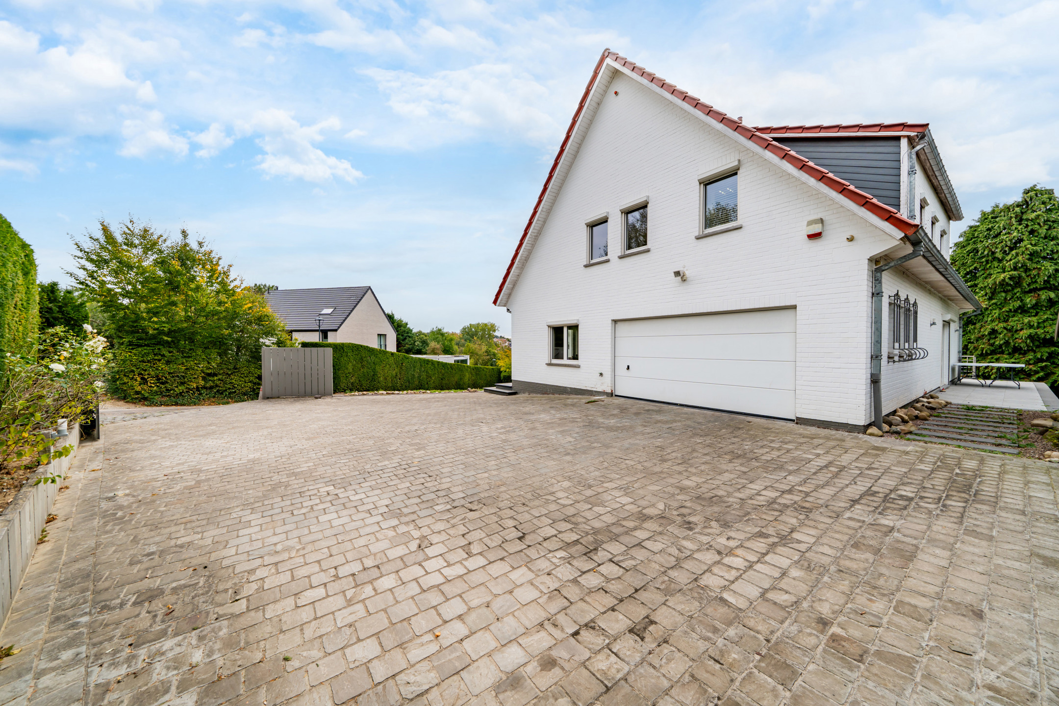 Maison à vendre à Waterloo avec 5 chambres - photo 1