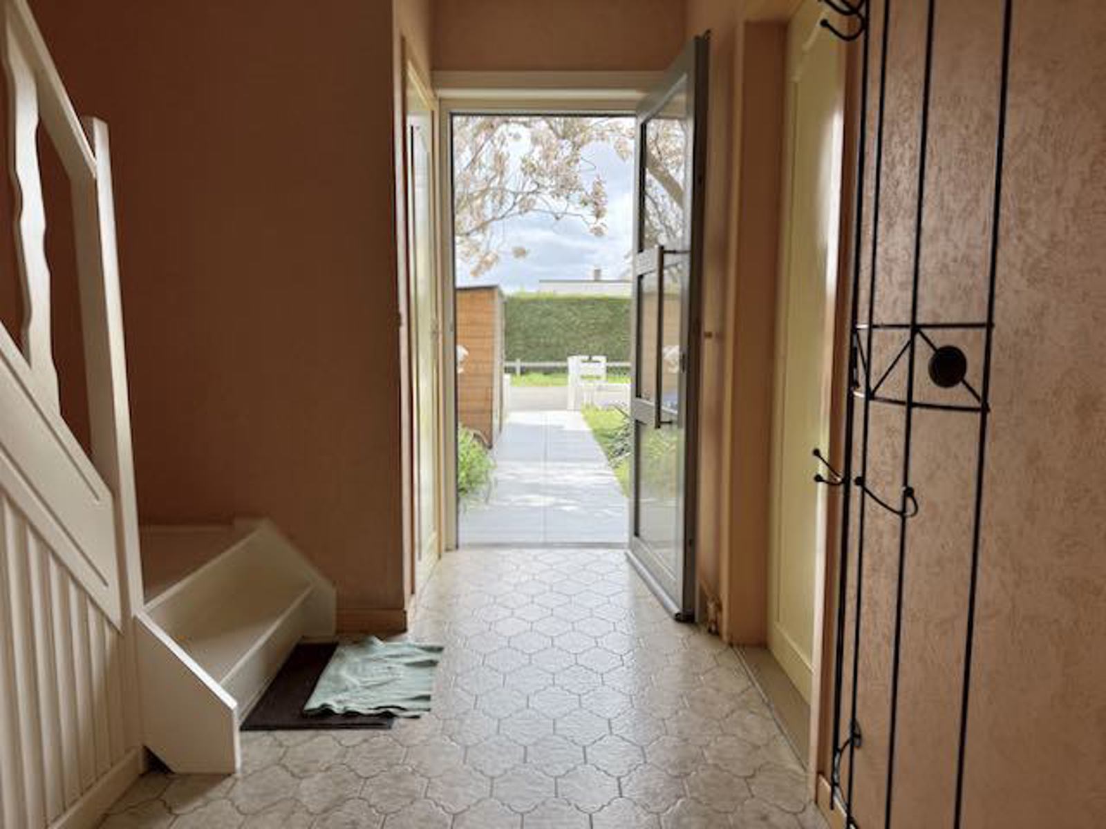 Rustig en residentieel gelegen familiale woning - 3 slaapkamers en tuin - foto 4