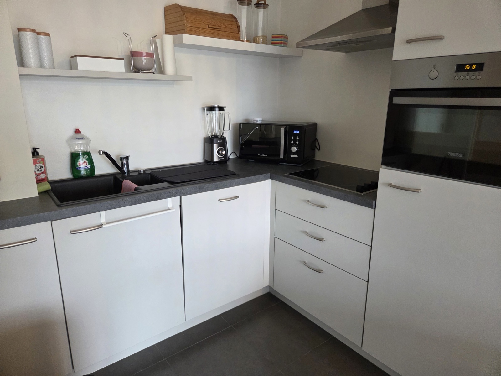 Apartment for rent in Schoten with 1 bedroom - photo 5