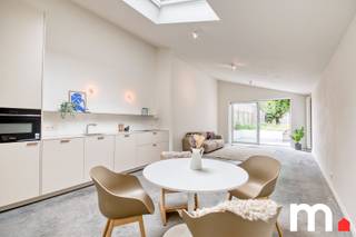 Op zoek naar een charmante en volledig instapklare woning op een toplocatie? Deze statige eengezinswoning, gelegen in de rustige omgeving van...