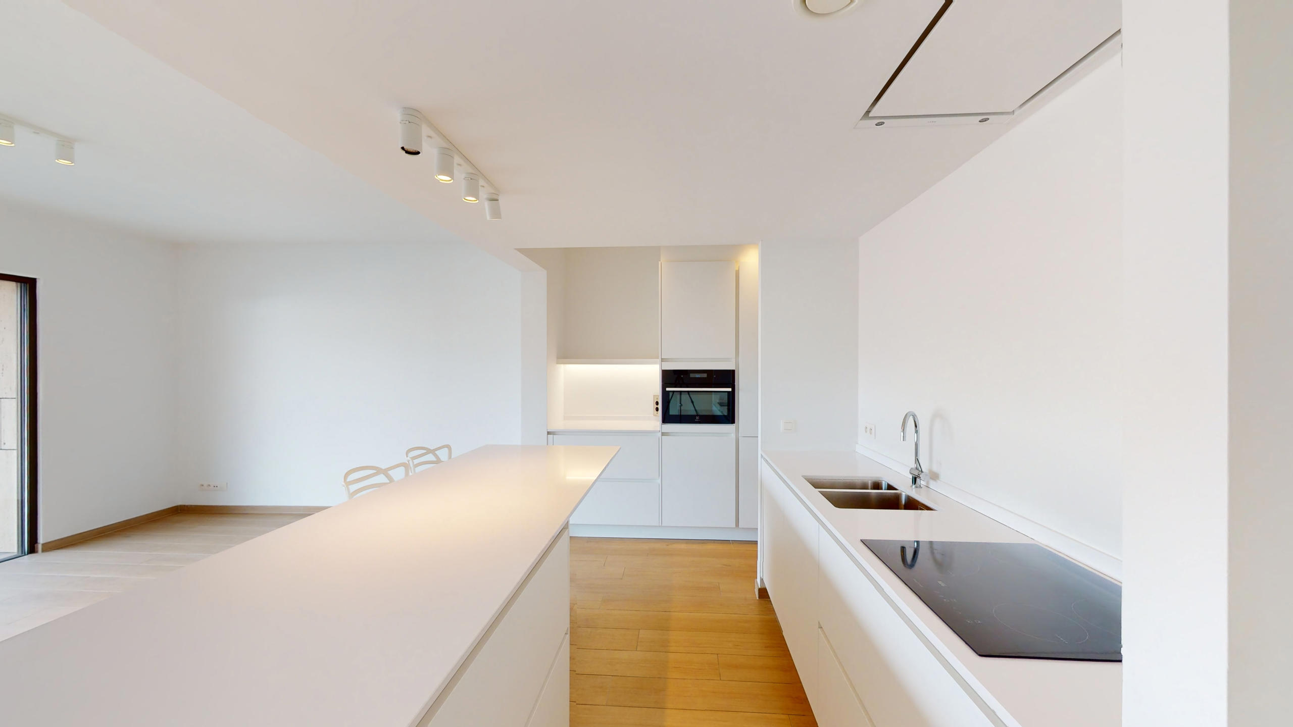 ANTWERPEN - Subliem en luxueus ingericht appartement op absolute toplocatie te midden van de stad. - foto 4