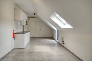 Deze studio is gelegen in een kleinschalige residentie bestaande uit 8 units gelegen, gebouwd in 2020 in de Diestsestraat vlakbij het station en...