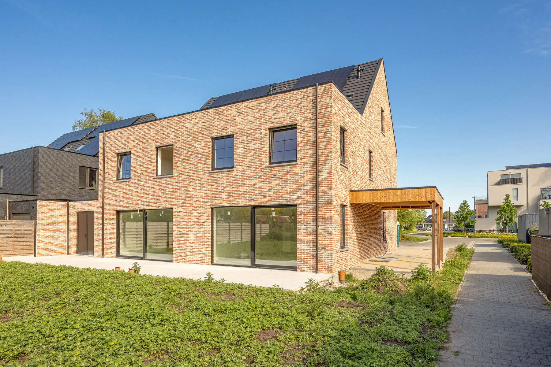 Energiezuinig halfopen nieuwbouwwoning - foto 2