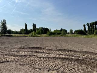 Deze rustig gelegen alleenstaande nieuwbouwwoning met prachtig zicht op de velden heeft een bewoonbare oppervlakte van 195 m² en is gelegen op...