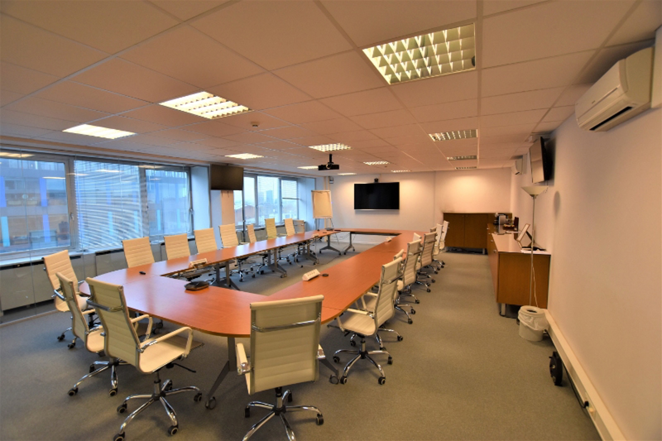 Kantoor te huur op een top locatie - foto 2