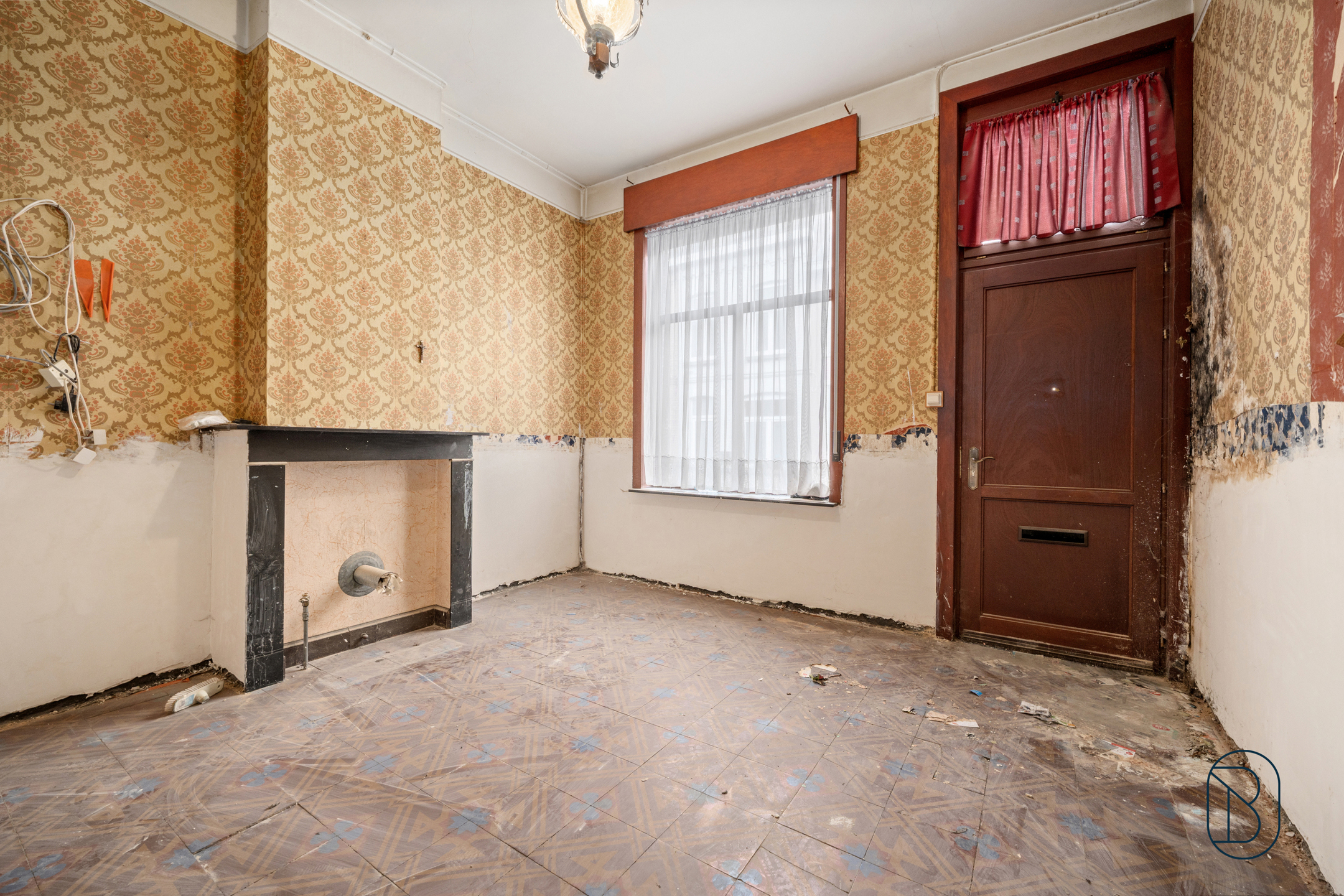 Te renoveren woning in het centrum van Ronse! - foto 5