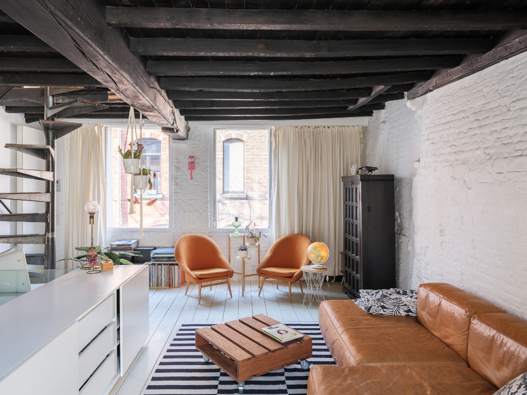 Centrum Gent, karaktervolle woning waar authenticiteit en hedendaagse ruimtelijkheid en architectuur elkaar ontmoeten. - foto 4