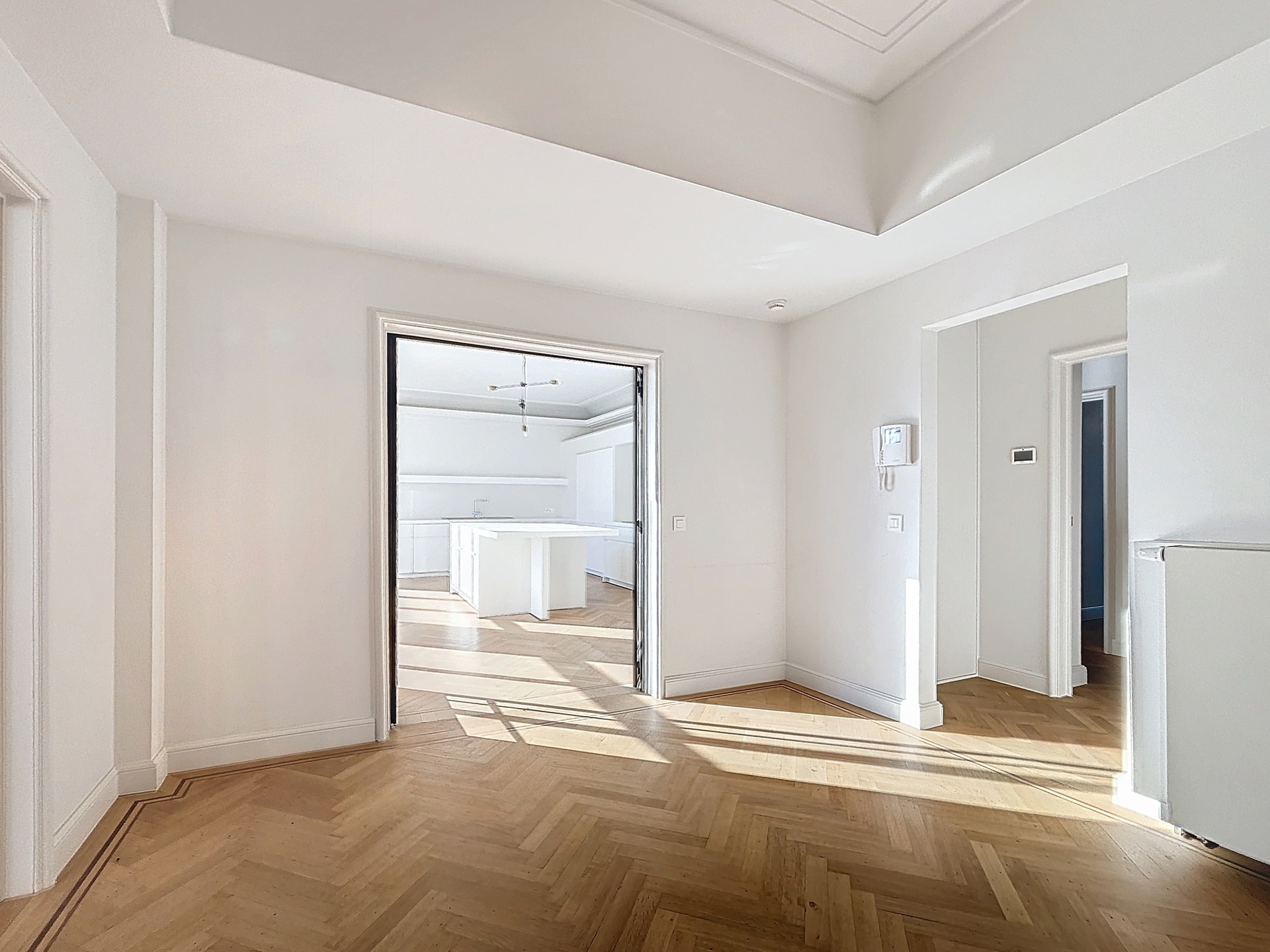 Apartment for rent in Woluwe-Saint-Pierre with 4 bedrooms - photo 4