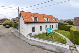 House for sale in Asse