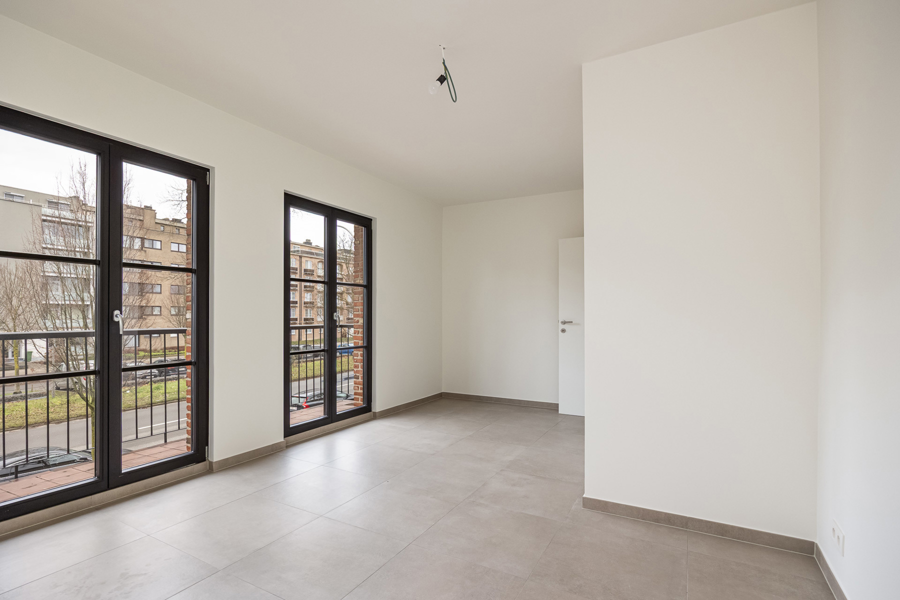 Volledig instapklaar appartement met terras te Wilrijk - foto 4