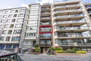 Instapklaar appartement met prachtig zicht op het Prinses StefaniepleinOp de derde verdieping van een verzorgde en goed onderhouden residentie...