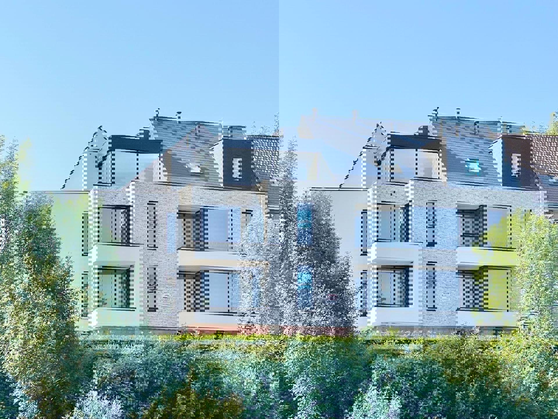 Goedgelegen energiezuinig kwalitatief duplexappartement. - foto 2