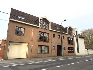 Ontdek dit lichtrijke en instapklare duplexappartement met een bewoonbare oppervlakte van ca. 130 m² en een ruim terras van 18 m². Gelegen in...