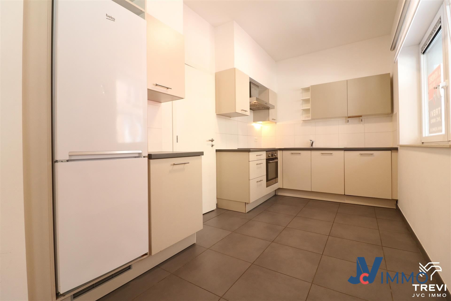 Spacieux et moderne appartement rez-de-Chaussée dans le centre-ville de Liège - photo 4