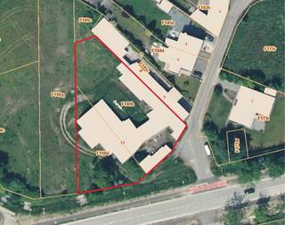 Ben je op zoek naar een bouwgrond van 1770 m² voor een open bebouwing nabij het centrum? Zoek niet verder. Deze bouwgrond gelegen in het...