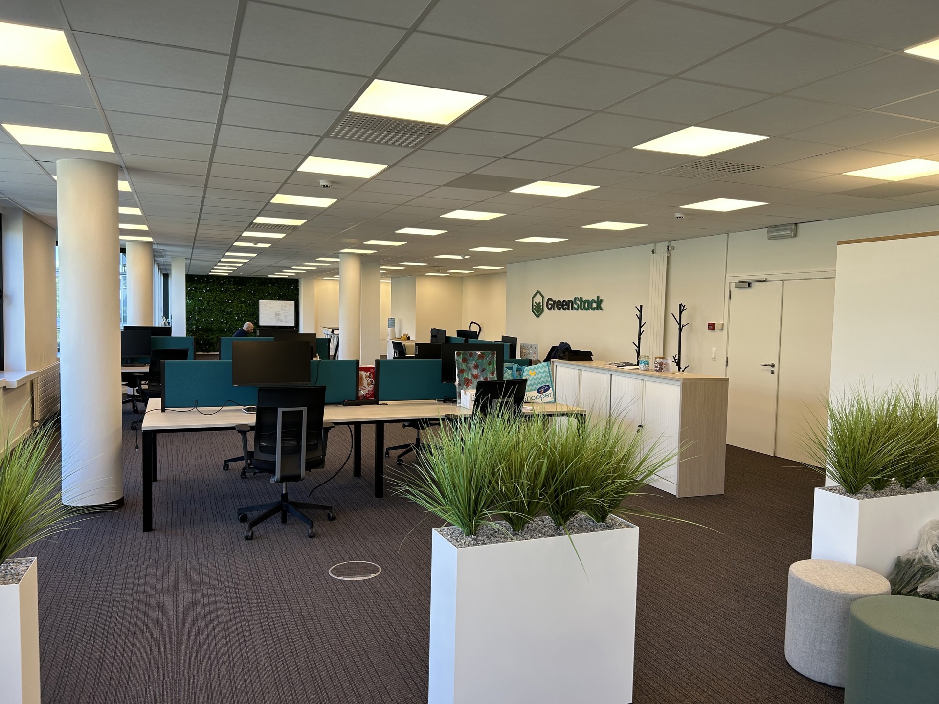 Commercial for rent in Antwerp - photo 1