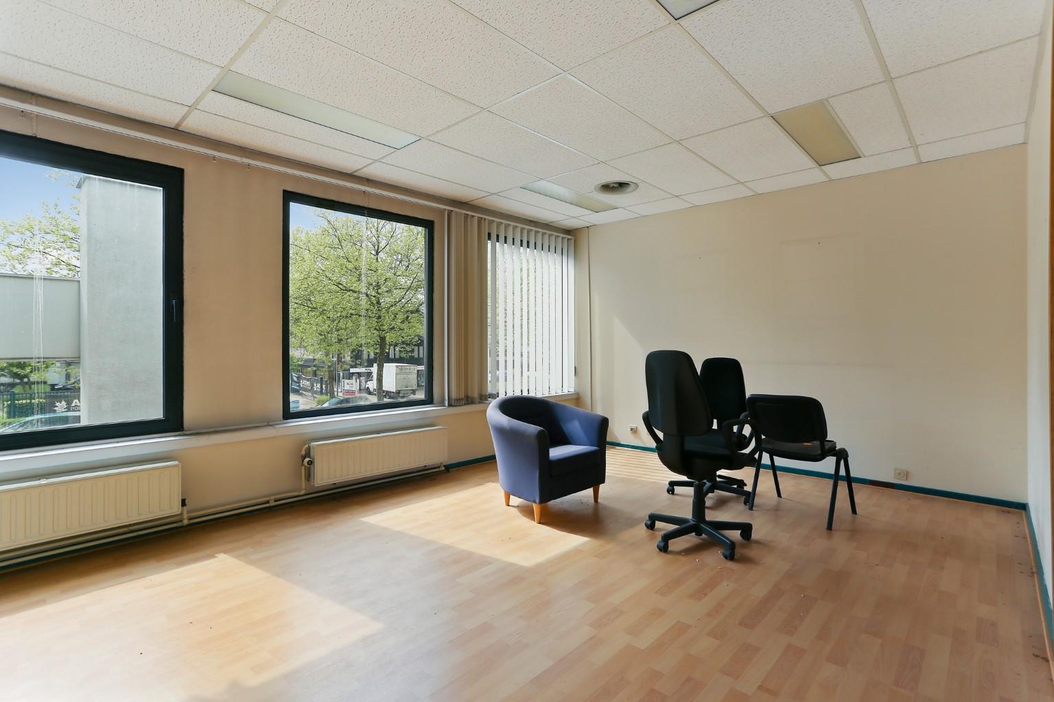 Commercial à louer à Herentals - photo 4