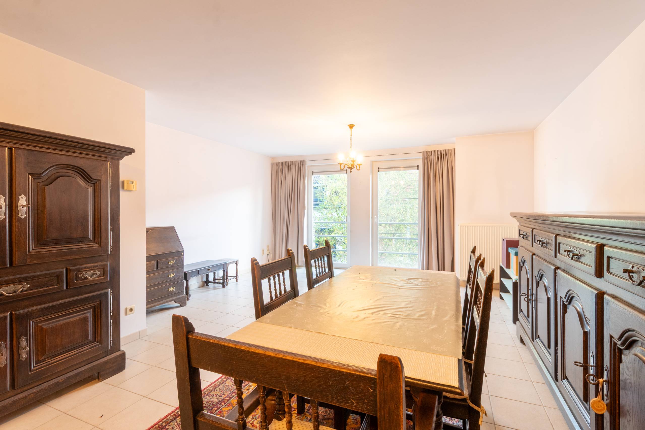 Ruim 2-slaapkamerappartement met terras en garagebox! - foto 2