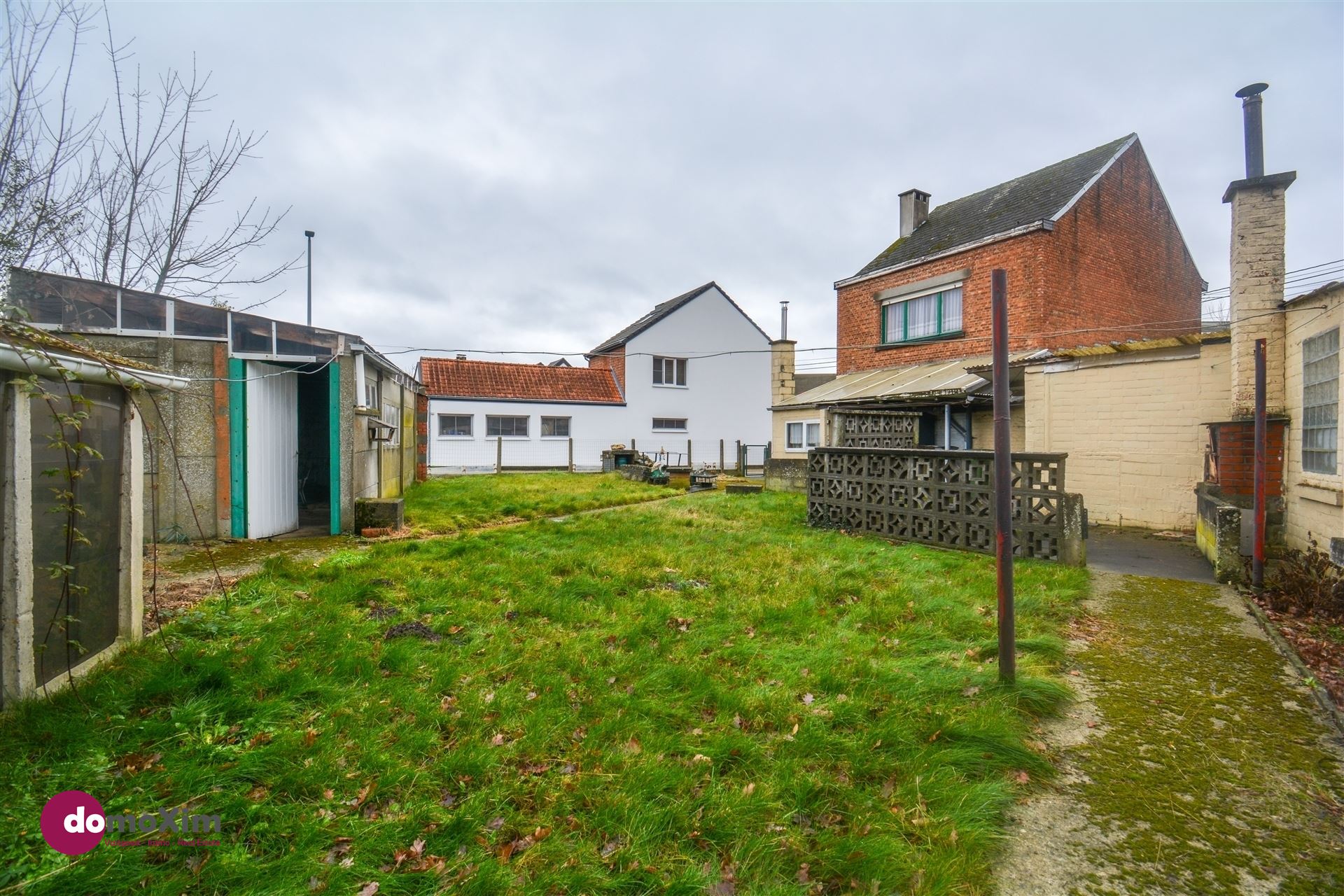 Te renoveren woning met inpandige garage en uitbreidingsmogelijkheden in Haacht - foto 2
