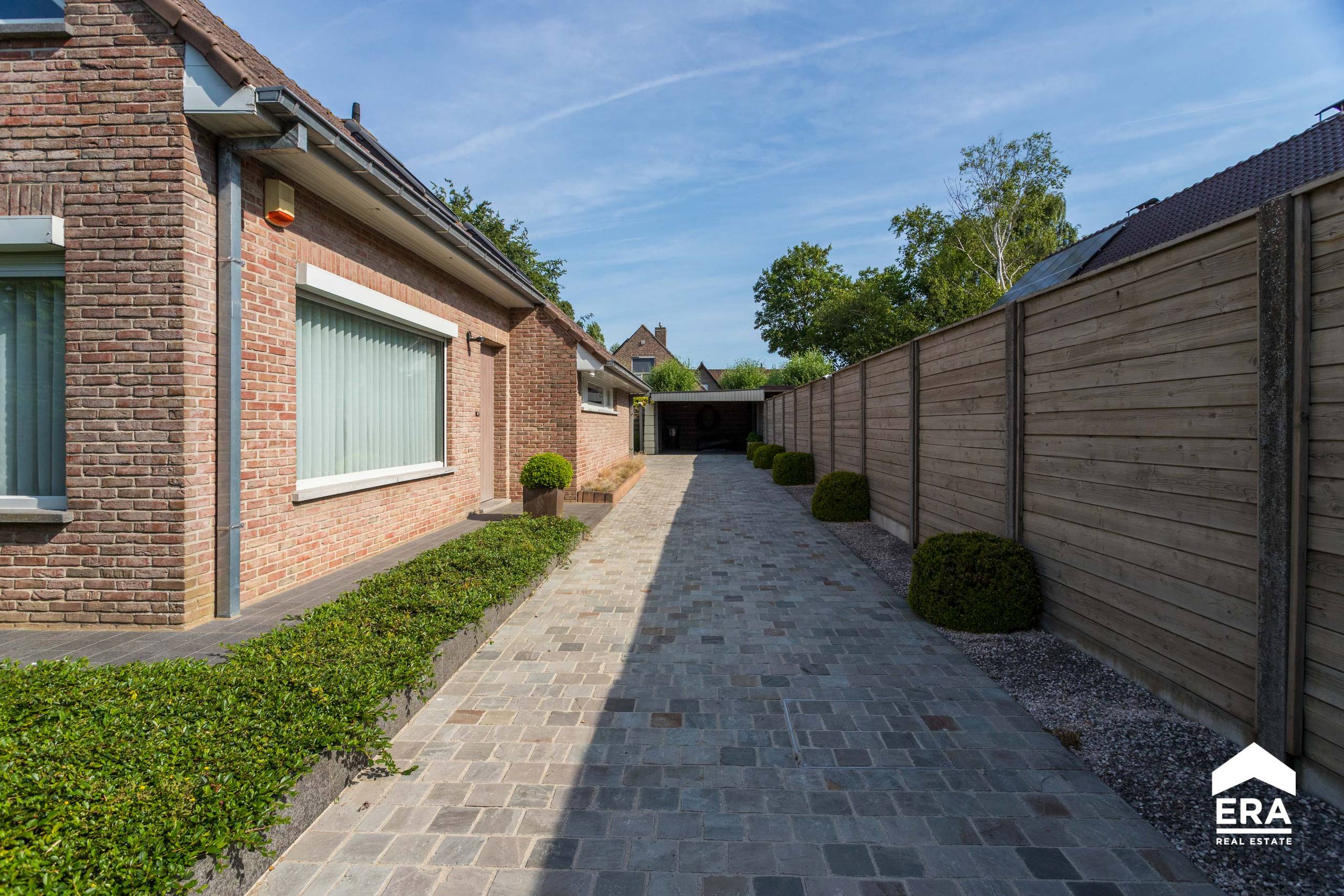 Huis te koop in Elverdinge met 4 slaapkamers - foto 2