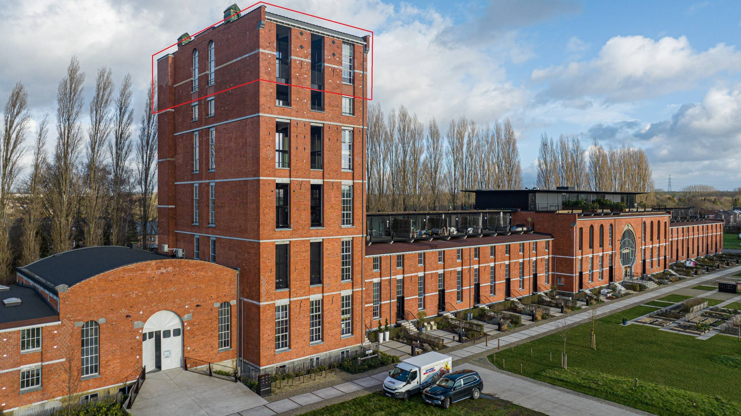 Exclusieve loft in de Chocoladeafbriek te Tongeren – 264 m² Pure luxe met terras 21m² en 2 autostaanplaatsen. - foto 3