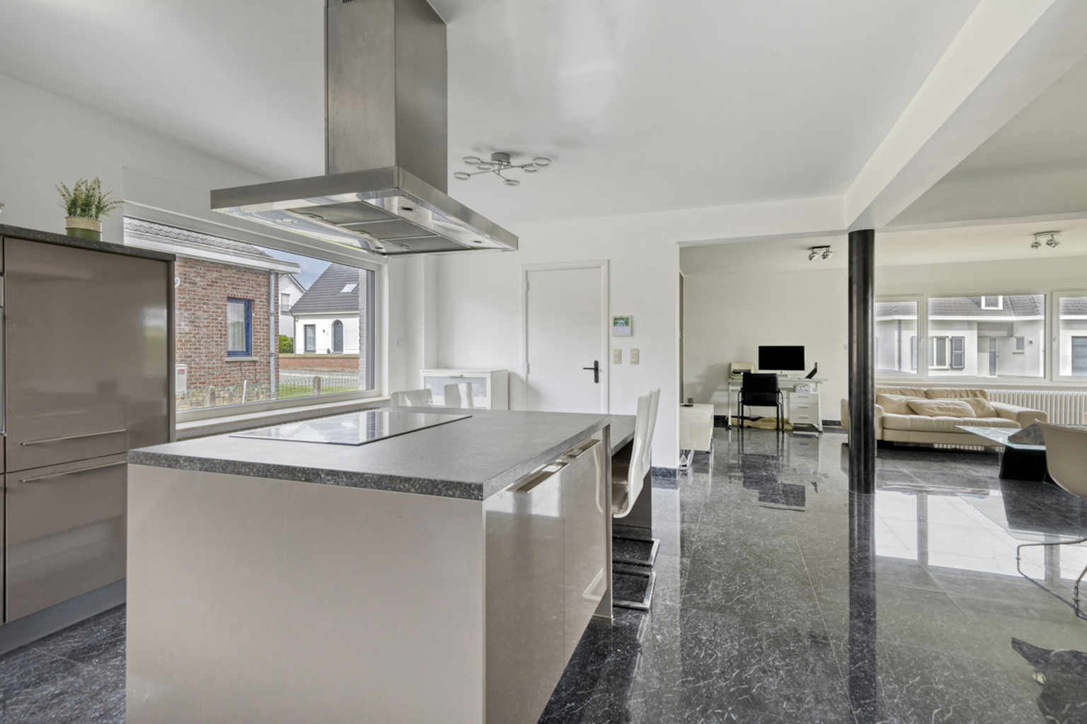 Instapklare woning, voorheen 3 slpk, extra kamers mogelijk - foto 5