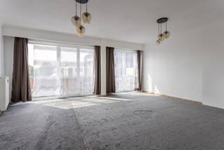 Bent u opzoek naar een appartement met 1 slaapkamer in hartje Antwerpen? Dan is dit appartement gelegen op de vierde verdieping (met lift) iets...