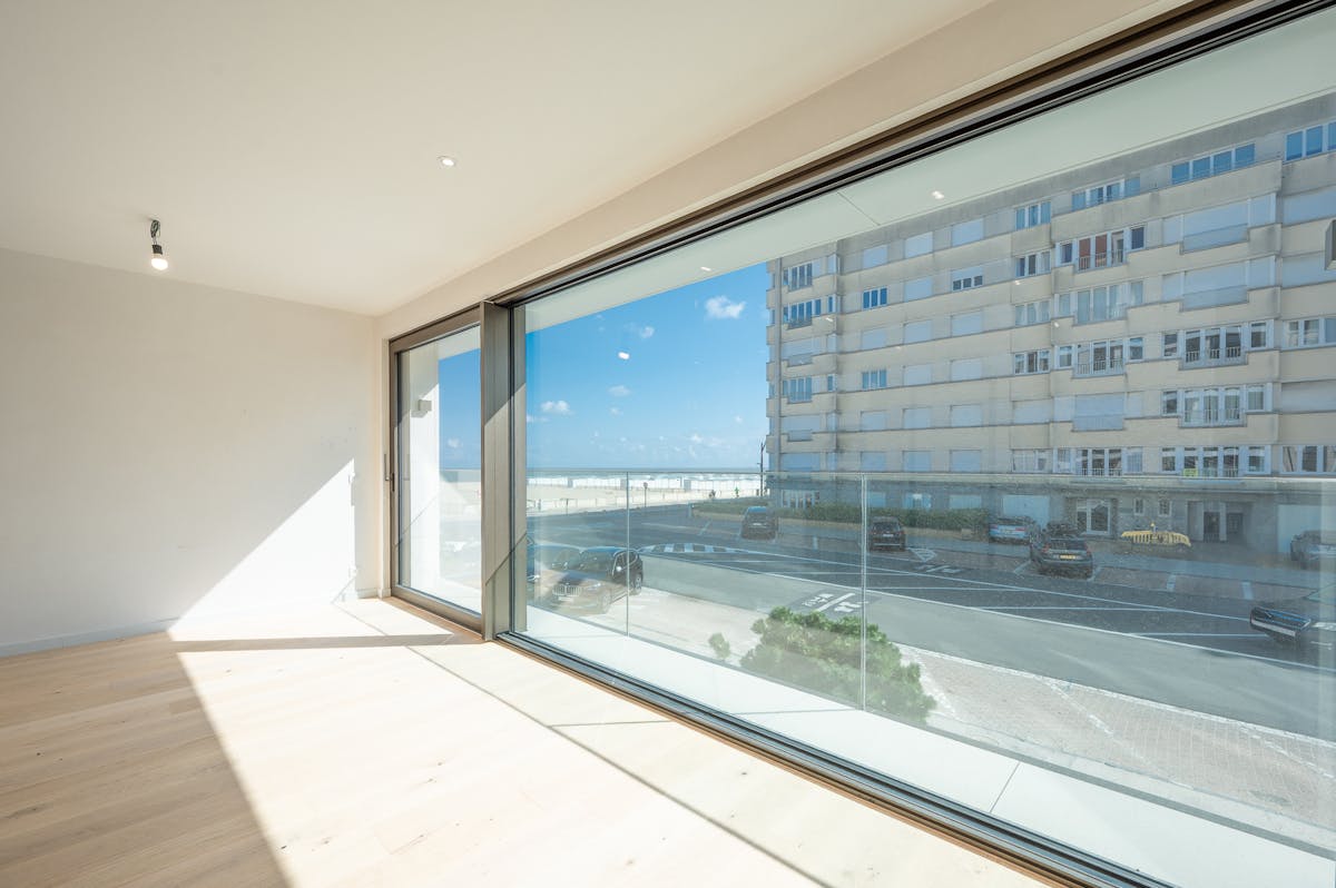 Newly built apartment with sea view for sale in Knokke - photo 3