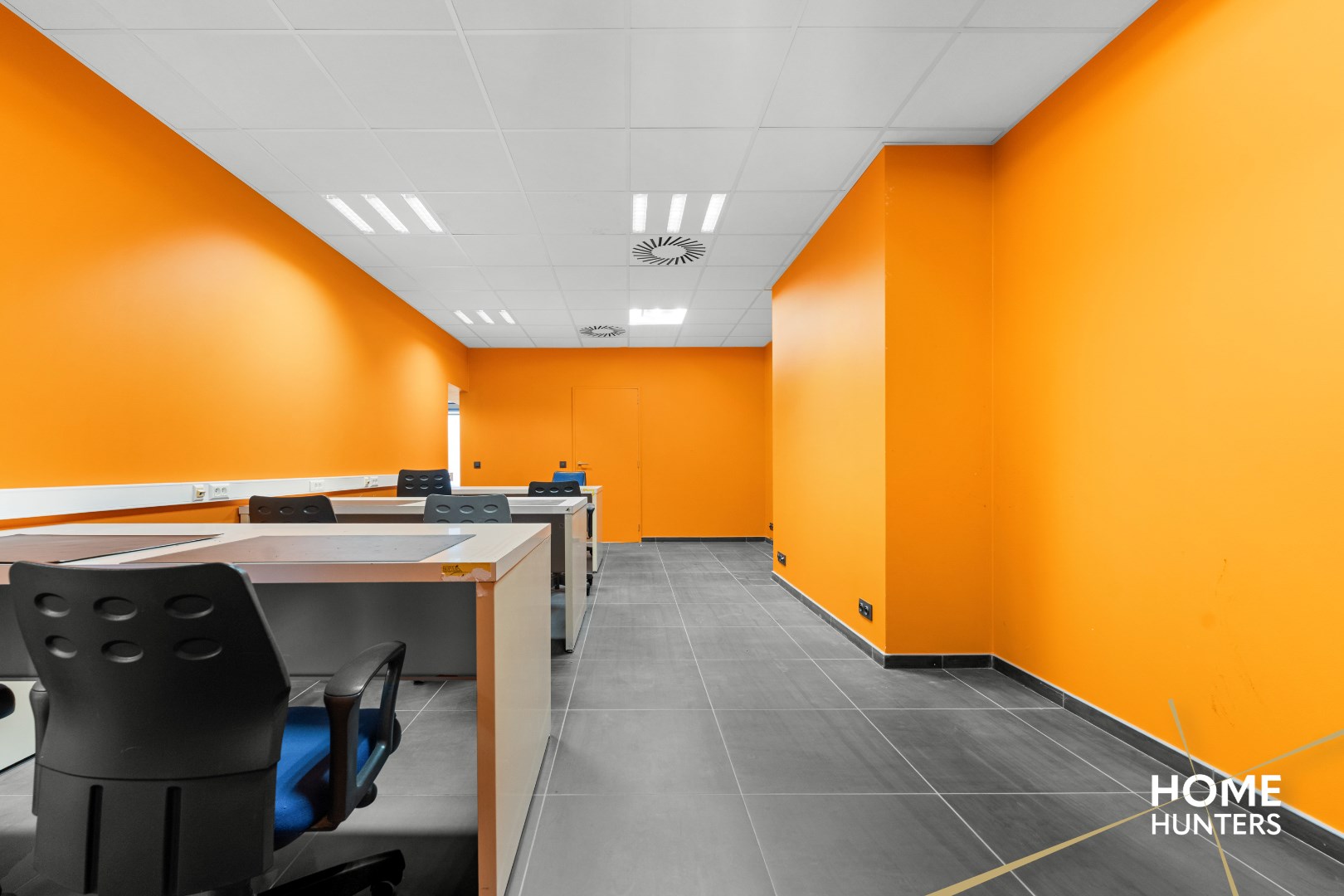 Commercial for rent in Ypres - photo 3