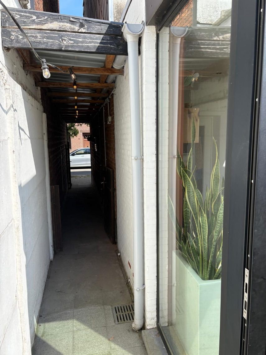 Huis te koop in Ekeren met 3 slaapkamers - foto 4