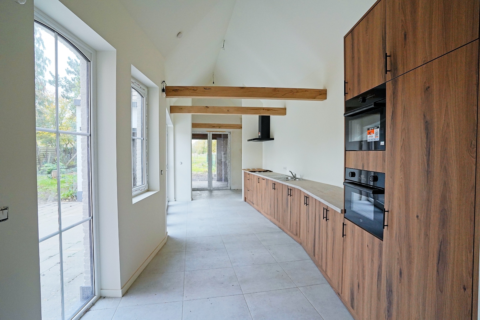 Charmante gezinswoning waarin extra ruimte troef is! - foto 4