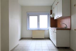 GENT - Hertstraat 6: Op zoek naar een rustig en centraal gelegen 2 slaapkamer appartement met garagebox te huur in Gent? Dan is dit pand...