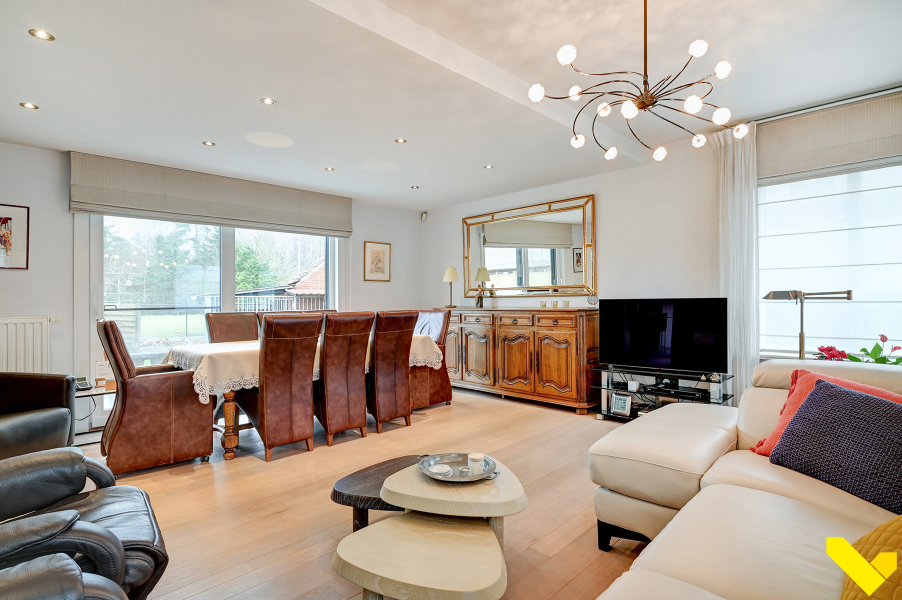 Instapklare, ruime gezinswoning met 3 slaapkamers - foto 2