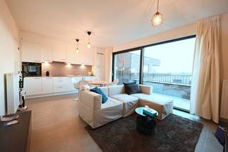 Een gezellig appartement op strategische locatie in Roeselare! Dit appartement bevindt zich dichtbij het winkelcentrum, horecagelegenheden,...