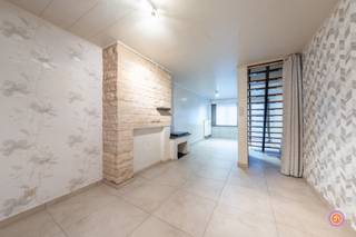 Vandaag nemen we jullie mee naar de Kouterstraat in Kieldrecht, een aangename locatie waar rust, bereikbaarheid en dagelijkse voorzieningen...