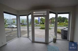 Commercial for rent in Beveren-Kruibeke-Zwijndrecht