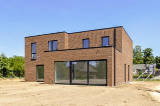 Woonproject Gabriëlsdijk / 1-Meilaan bestaat uit 9 zeer energiezuinige nieuwbouwwoningen en 1 bouwgrond, rustig gelegen nabij alle faciliteiten en...
