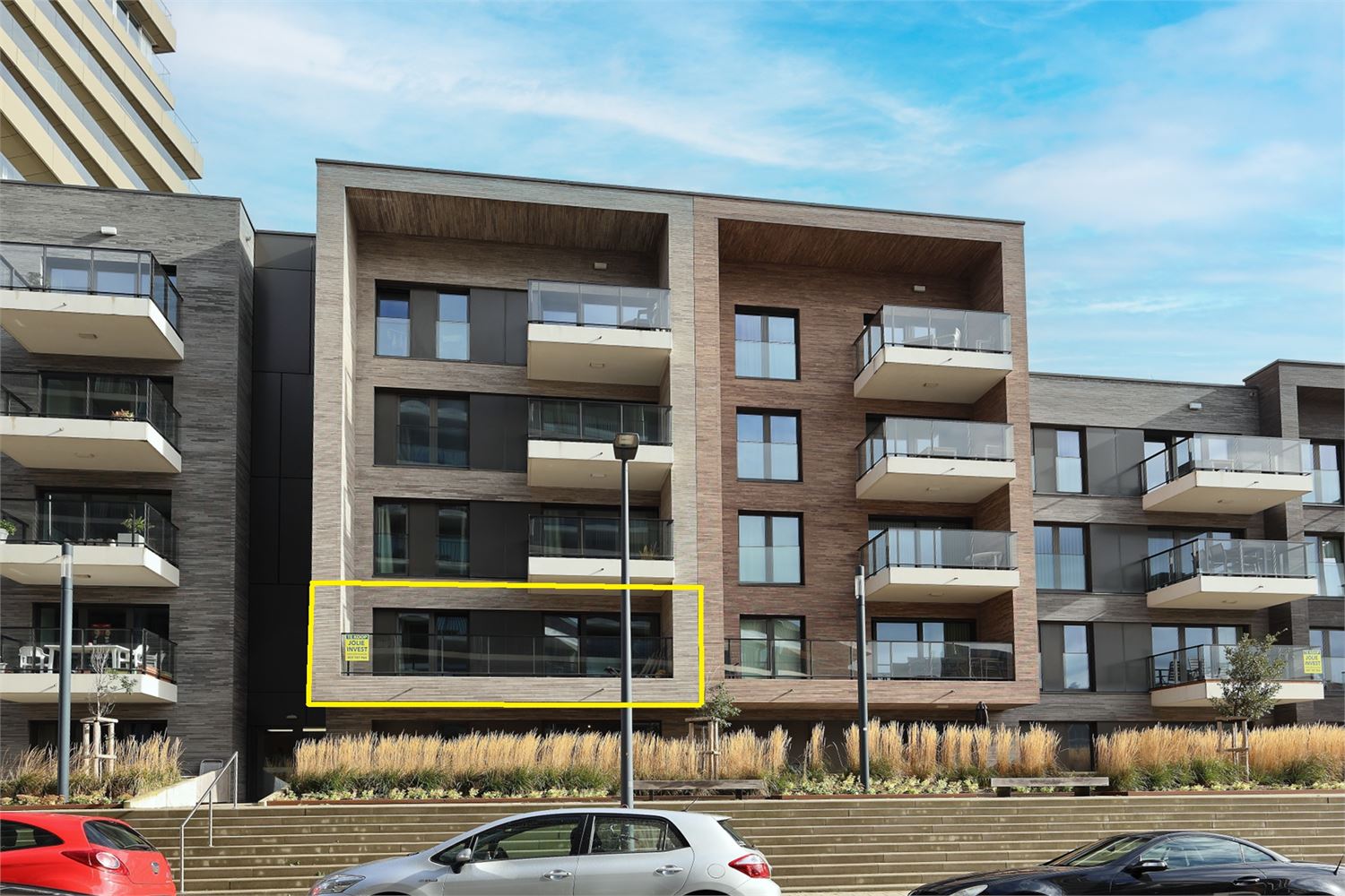 Moderne serviceflat met zijdelings zeezicht te Mariakerke-Oostende ! - foto 1