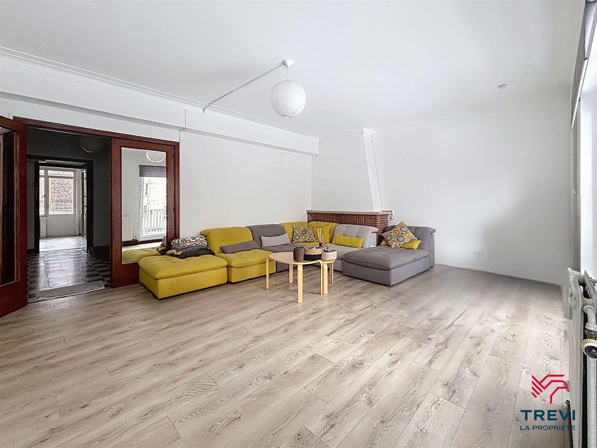 Appartement te koop in Charleroi