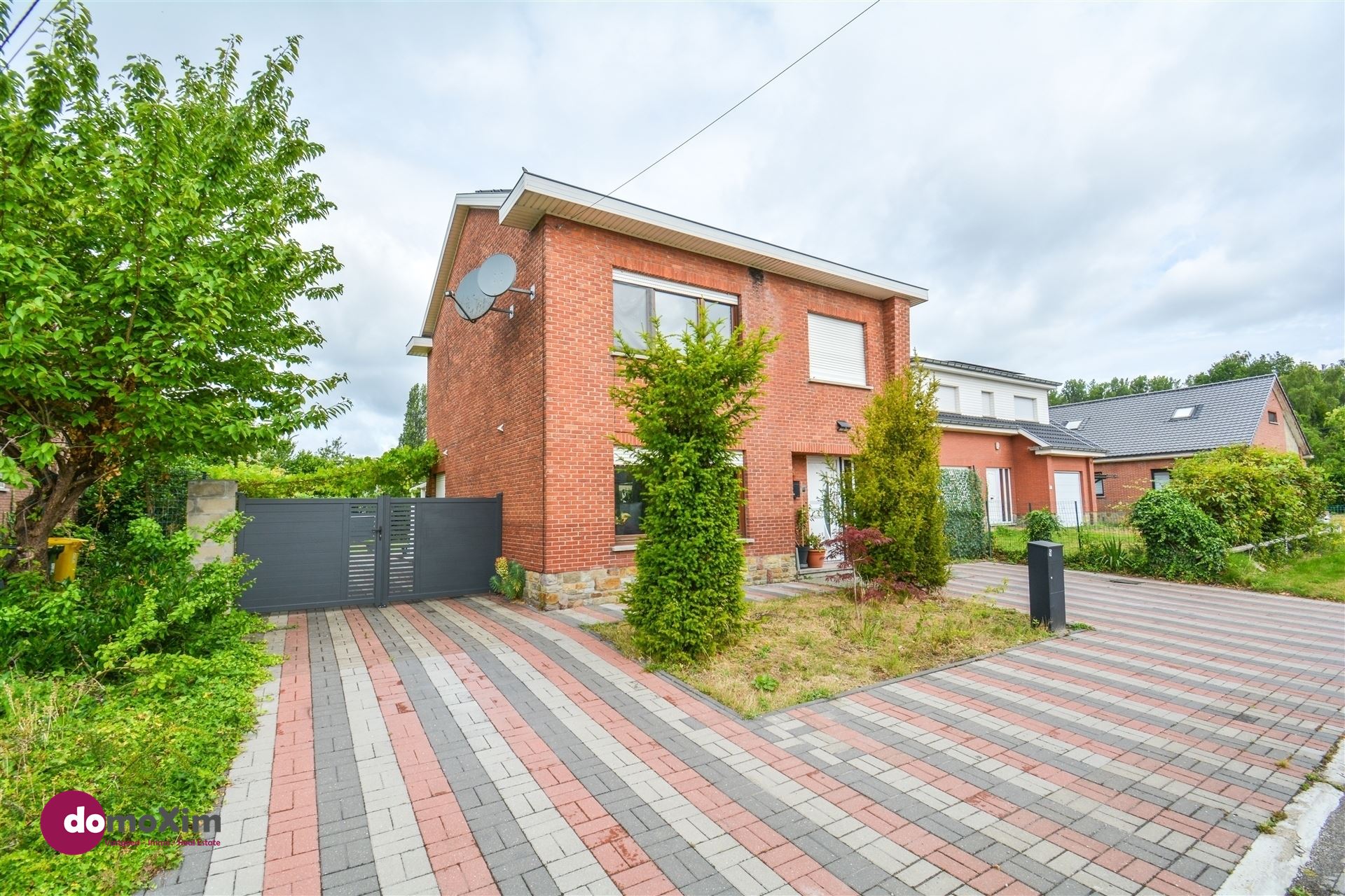 Maison clé en main de 3 chambres à coucher avec jardin dans un quartier calme - photo 1