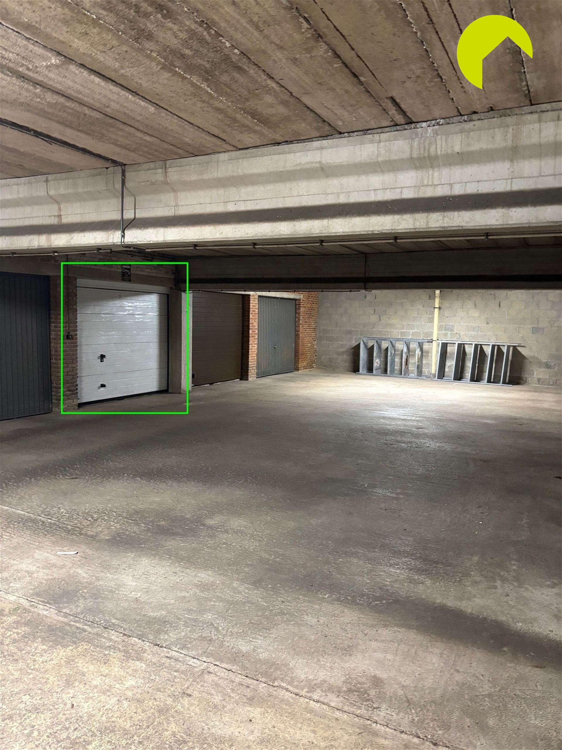 Garageboxen in centrum Mortsel - foto 1